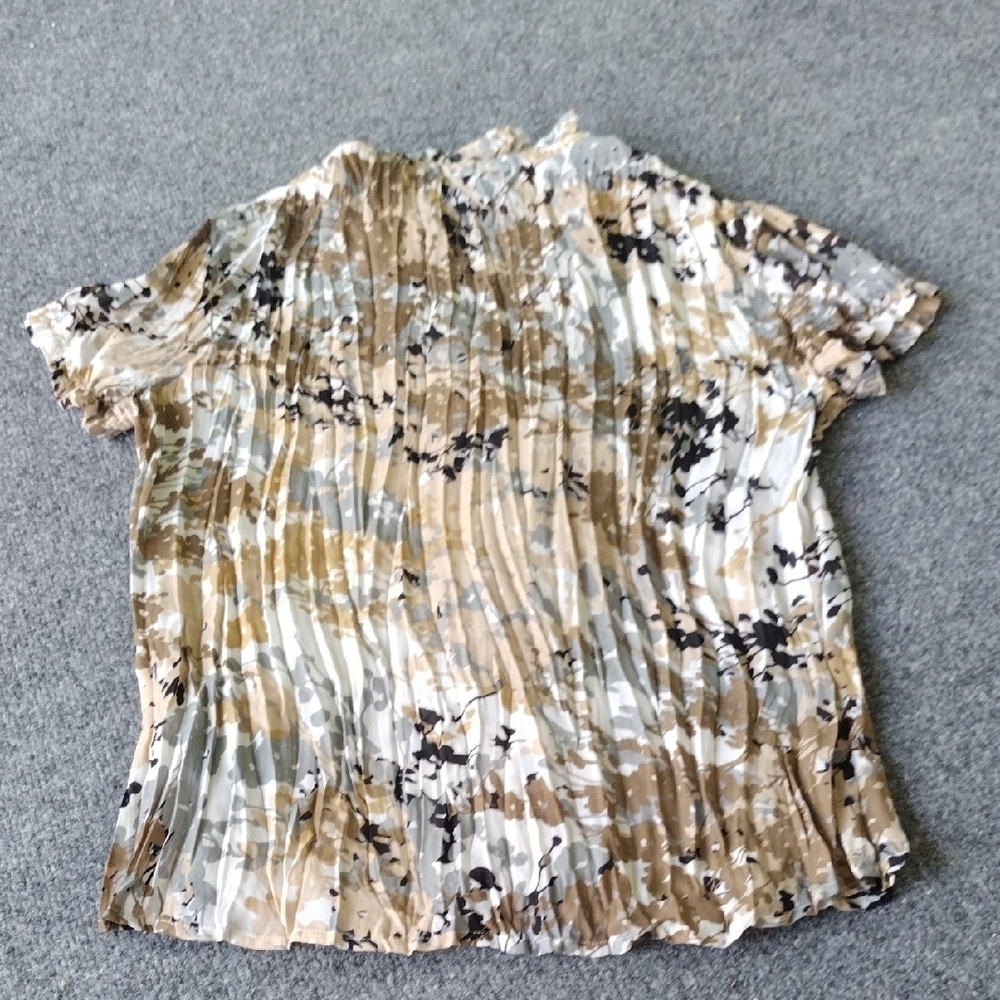 Zara Women's Ruffled Blouse - Cream and Black - Picture 11 of 13